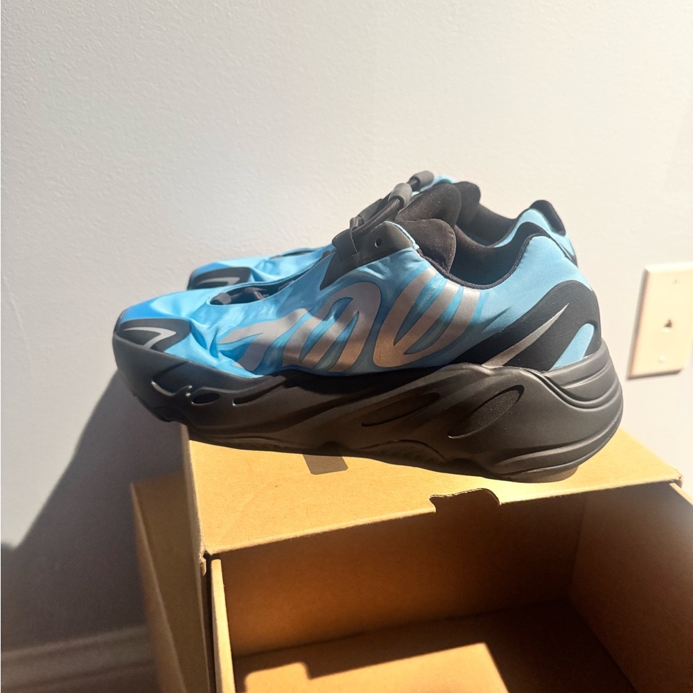 Yeezy 700 Cyan sneakers